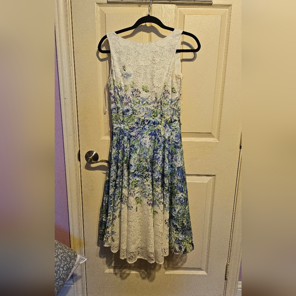 Danny and Nicole Size 4 Midi White-Multicolor Lace
